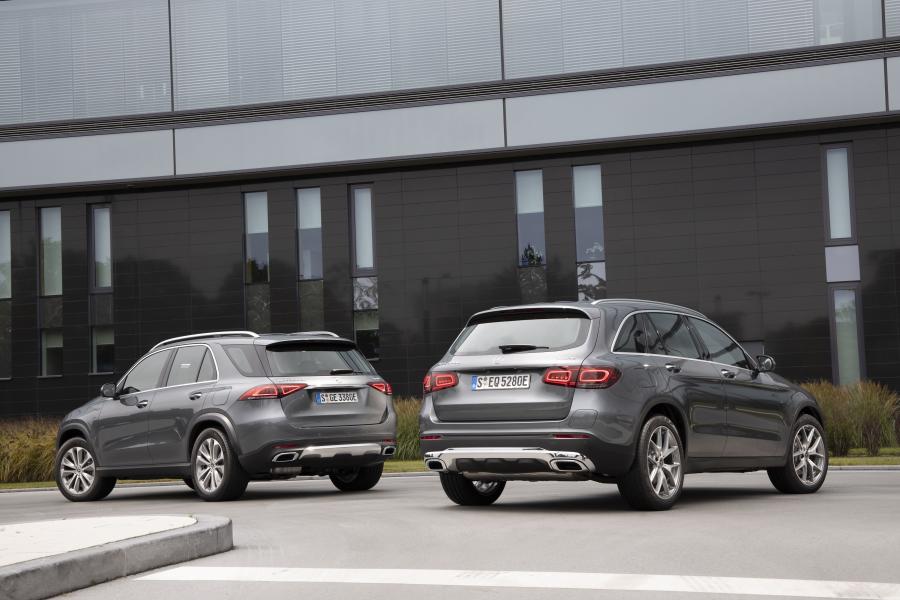  Mercedes-Benz GLC300 e 4Matic (X253) 2019 года  (WW) (фото 3 из 16)